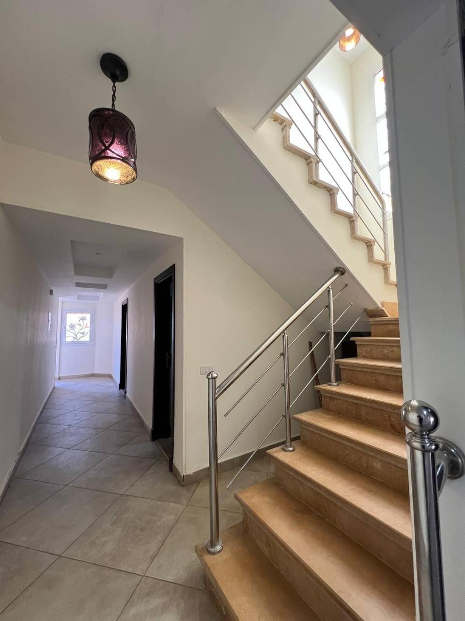Duplex Villa Айн Сохна Екстериор снимка