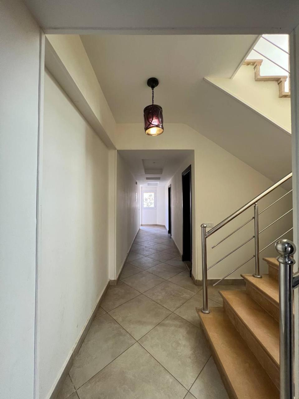 Duplex Villa Айн Сохна Екстериор снимка